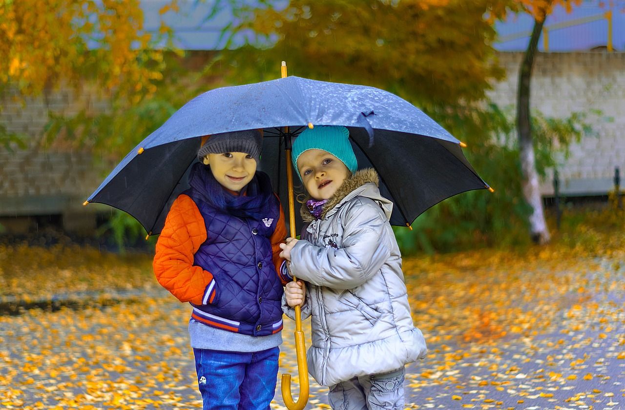 Jak zabezpieczyć dziecko przed wychłodzeniem podczas deszczu?