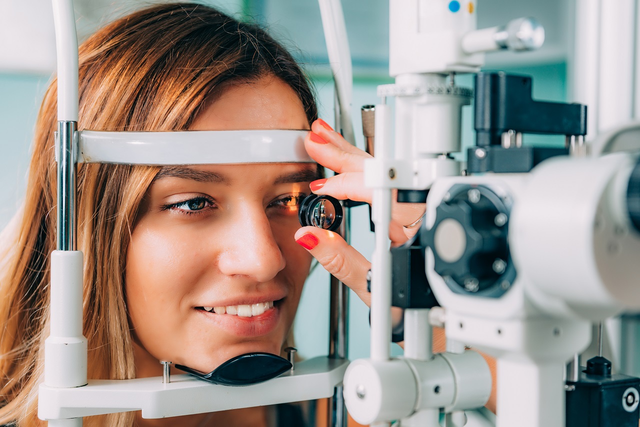 Dlaczego warto regularnie badać wzrok?